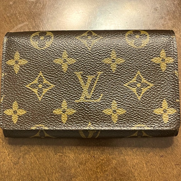 Louis Vuitton Handbags - Authentic Louis Vuitton Porte Monnaie Monogram Tresor Wallet